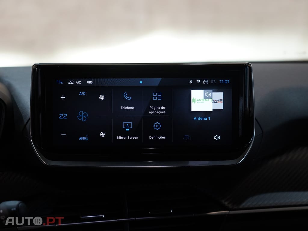 Peugeot 2008 1.2 Hybrid Allure e-DCS6