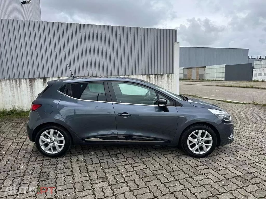 Renault Clio 0.9 TCe Limited Bi-Fuel