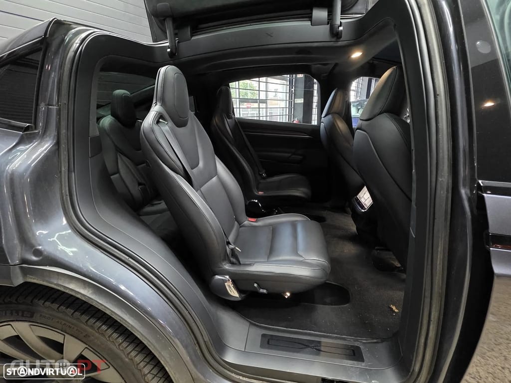 Tesla Model X Plaid AWD