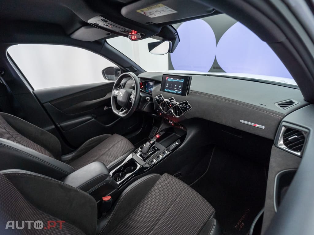DS DS3 Crossback E-Tense Performance Line