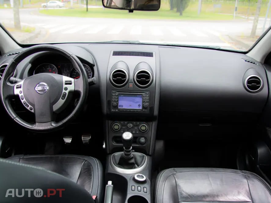 Nissan Qashqai +2 2.0 DCi PREMIUM Sport