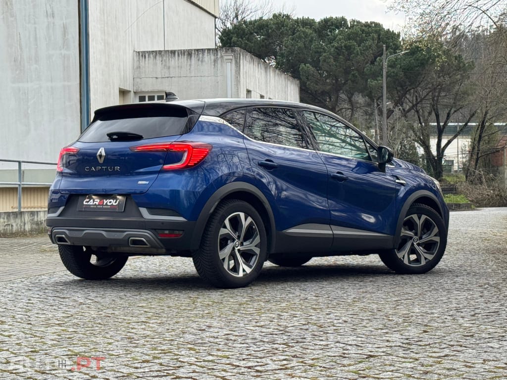 Renault Captur 1.6 E-Tech RS Line