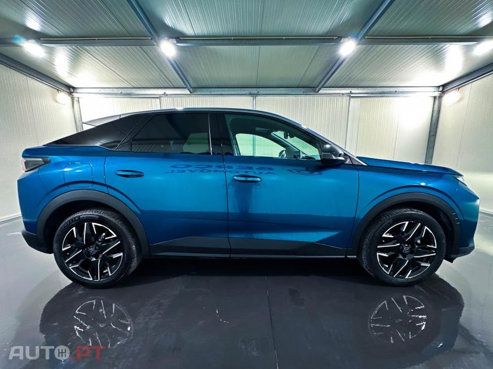 Peugeot 3008 1.2 Hybrid Allure e-DCS6