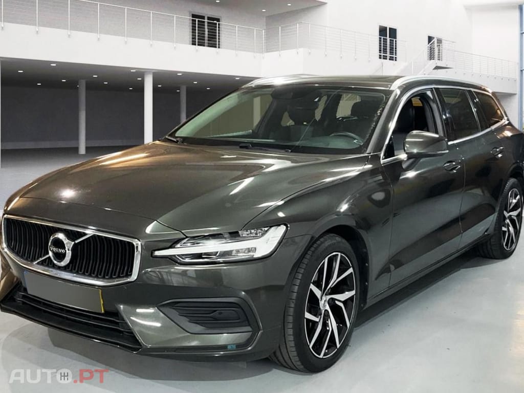 Volvo V60 2.0 T4 Momentum Plus