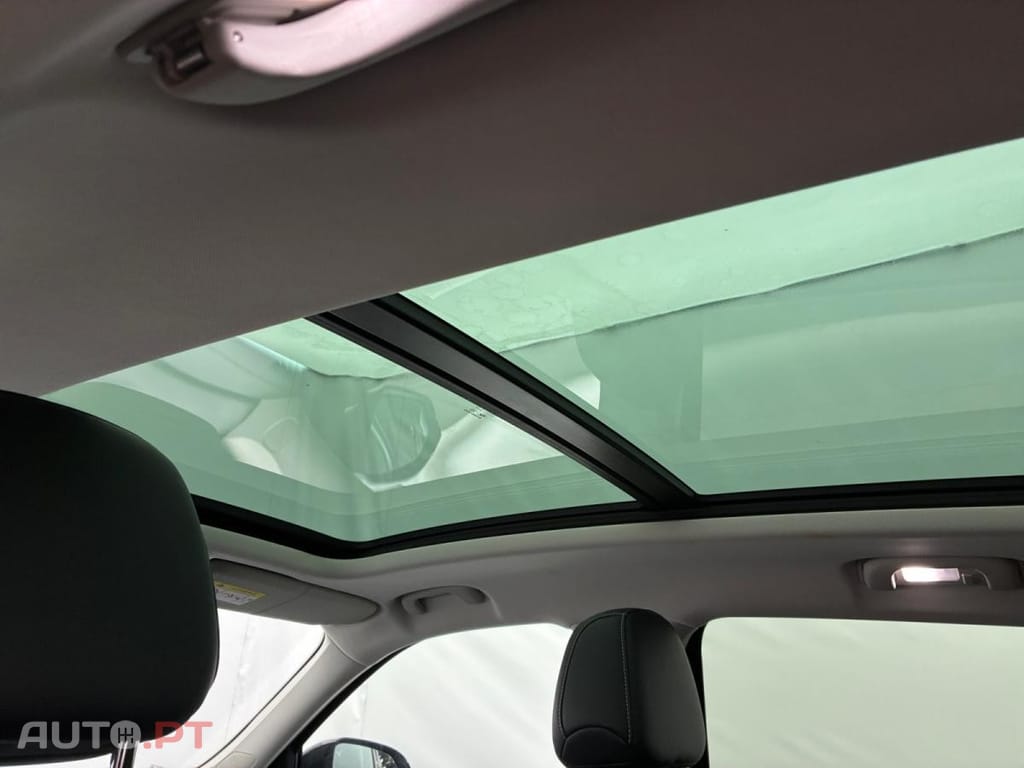 MG Marvel R EV Luxury 2WD