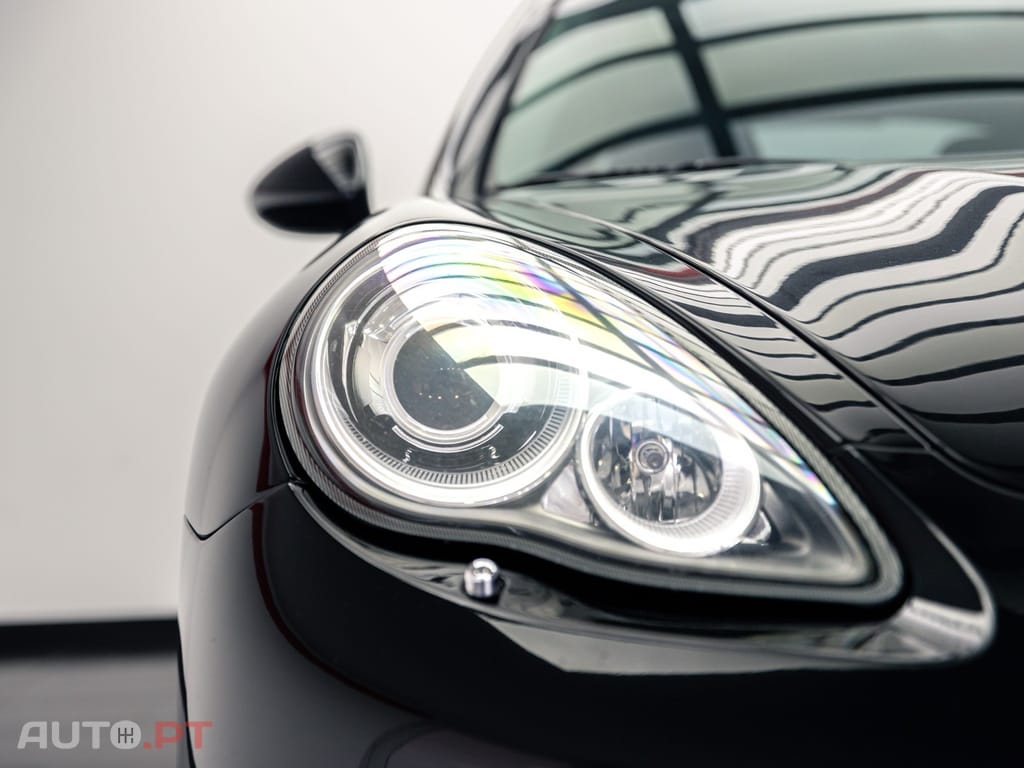 Porsche Panamera Standard
