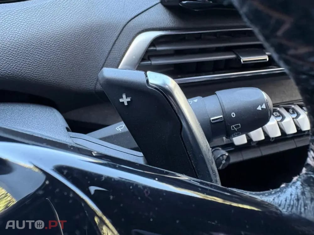 Peugeot 3008 1.6 Hybrid GT e-EAT8
