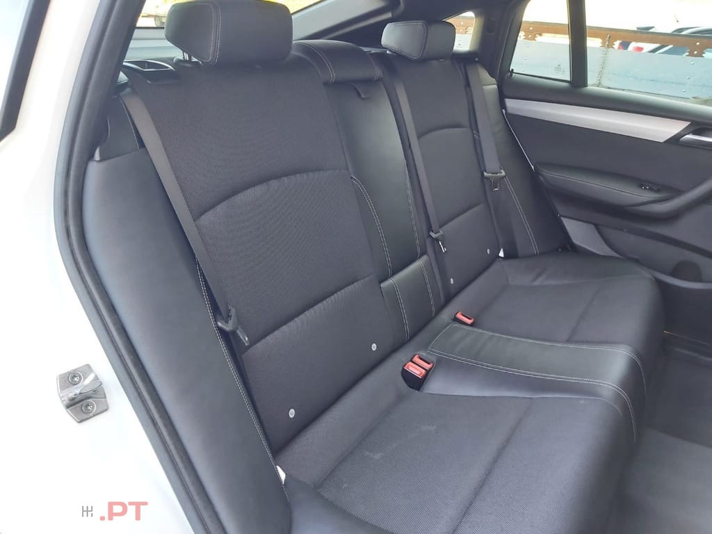 BMW X4 20 d xDrive Pack M
