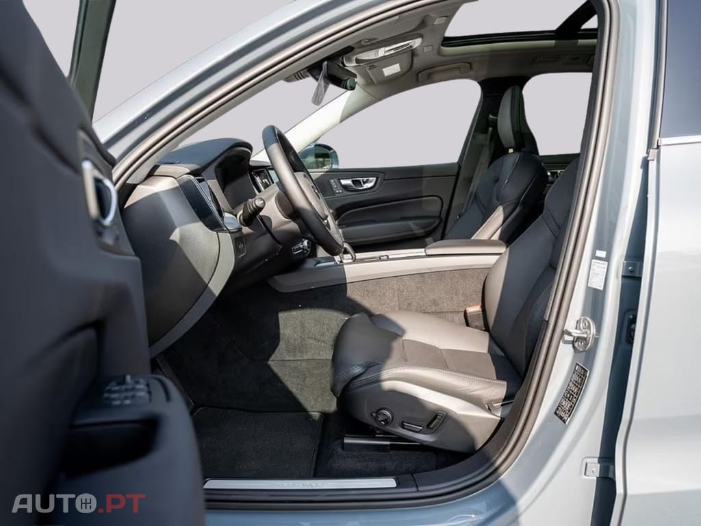 Volvo XC60 T8 Plus AWD  I.V.A DEDUTIVEL