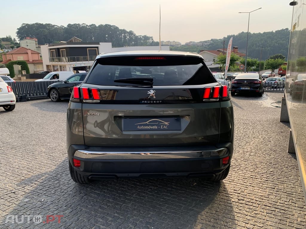 Peugeot 3008 1.5 BlueHDi Active
