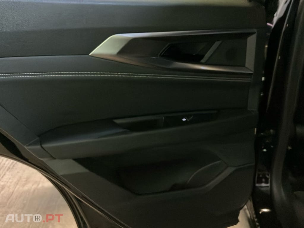 Renault Austral 1.3 E-Tech Iconic