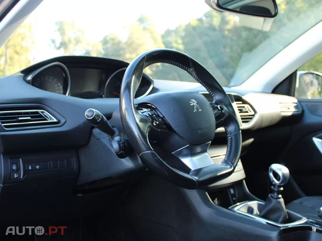 Peugeot 308 SW 1.6 BlueHDi Allure