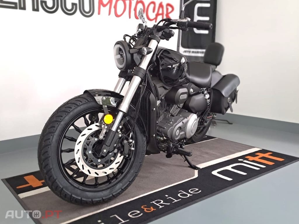 Mitt 125 MB V-TWIN