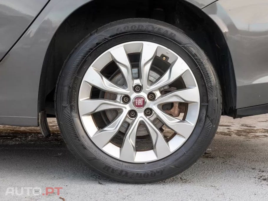 Fiat Tipo 1.3 M-Jet Lounge Tech