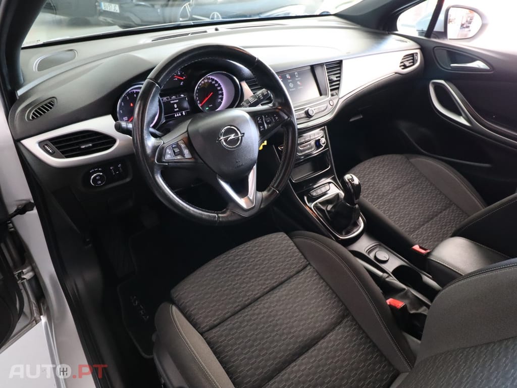 Opel Astra Sports Tourer 1.2 T Business Edition S/S
