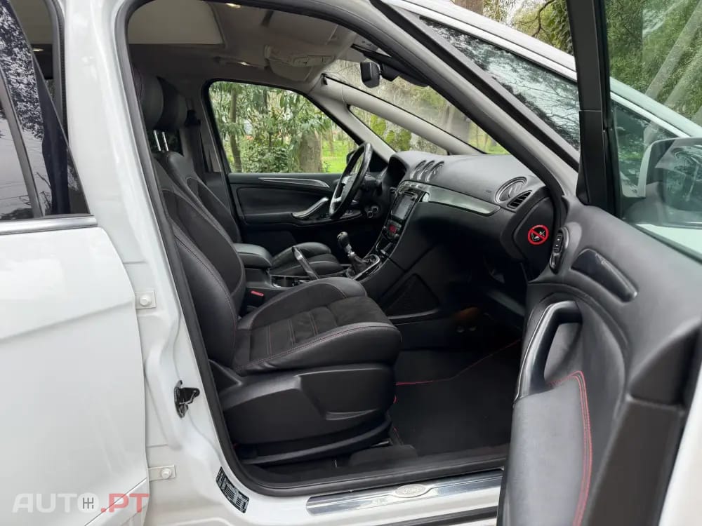 Ford S-Max 2.0 TDCi Titanium 7L