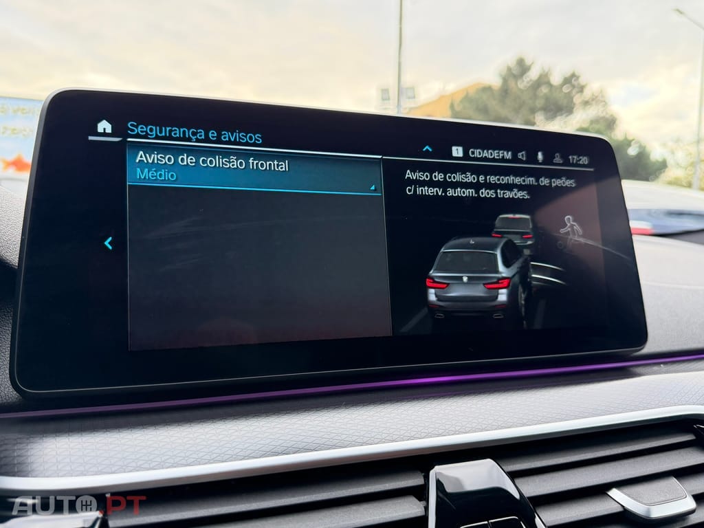 BMW 530 e Pack Desportivo M