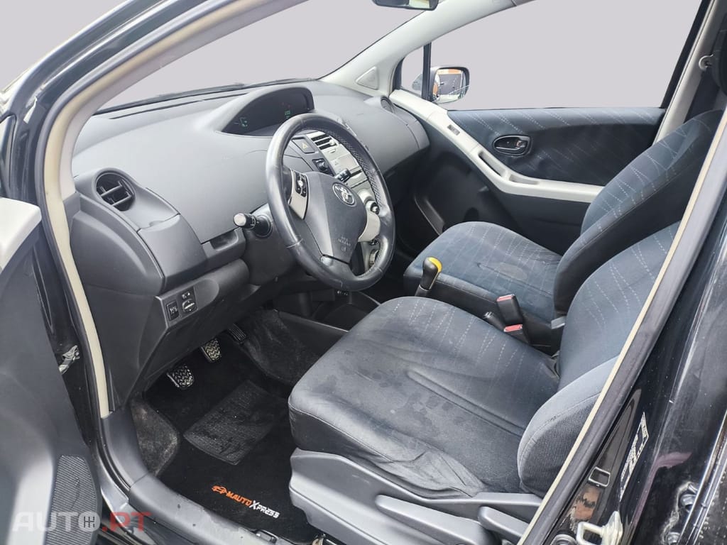 Toyota Yaris 1.4D 4D