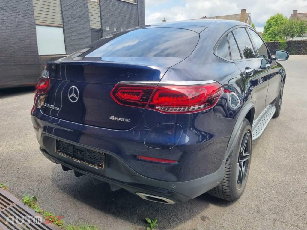 Mercedes-Benz GLC 300 GLC300 DE AMG LINE 4MATIC