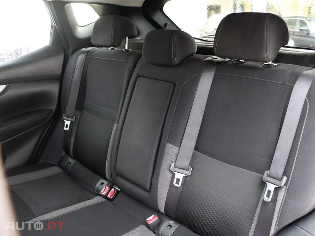 Nissan Qashqai 1.5 dCi N-Connecta