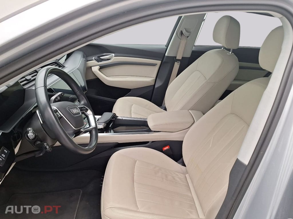 Audi E-Tron 55 Quattro Advanced 