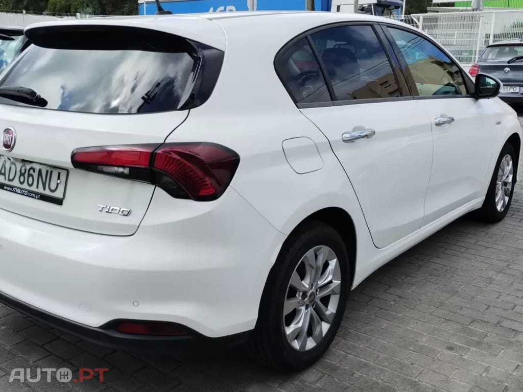 Fiat Tipo 1.3 M-Jet Lounge