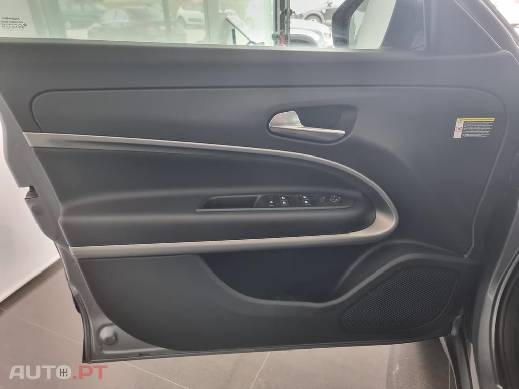 Jeep Avenger 1.2 GSE T3 Altitude