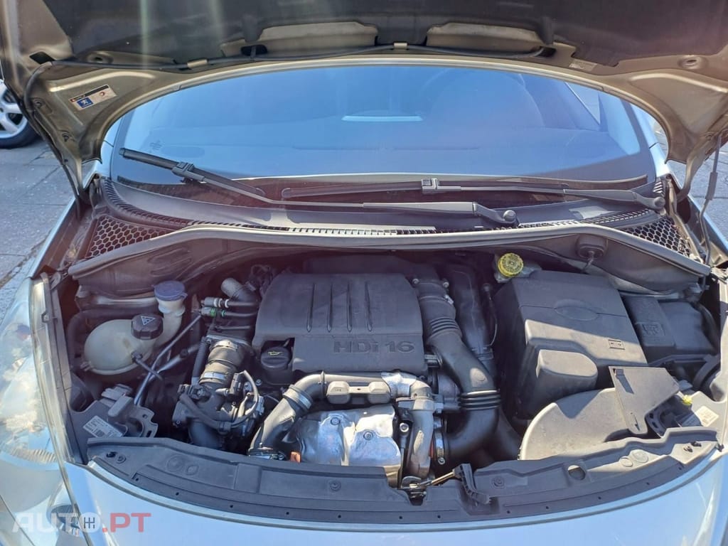 Peugeot 207 1.6 HDi Sport