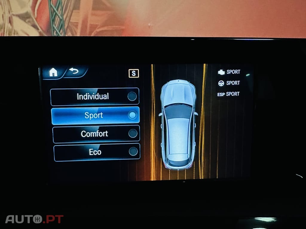 Mercedes-Benz CLA 180 Shooting Brake 7G-DCT AMG Line