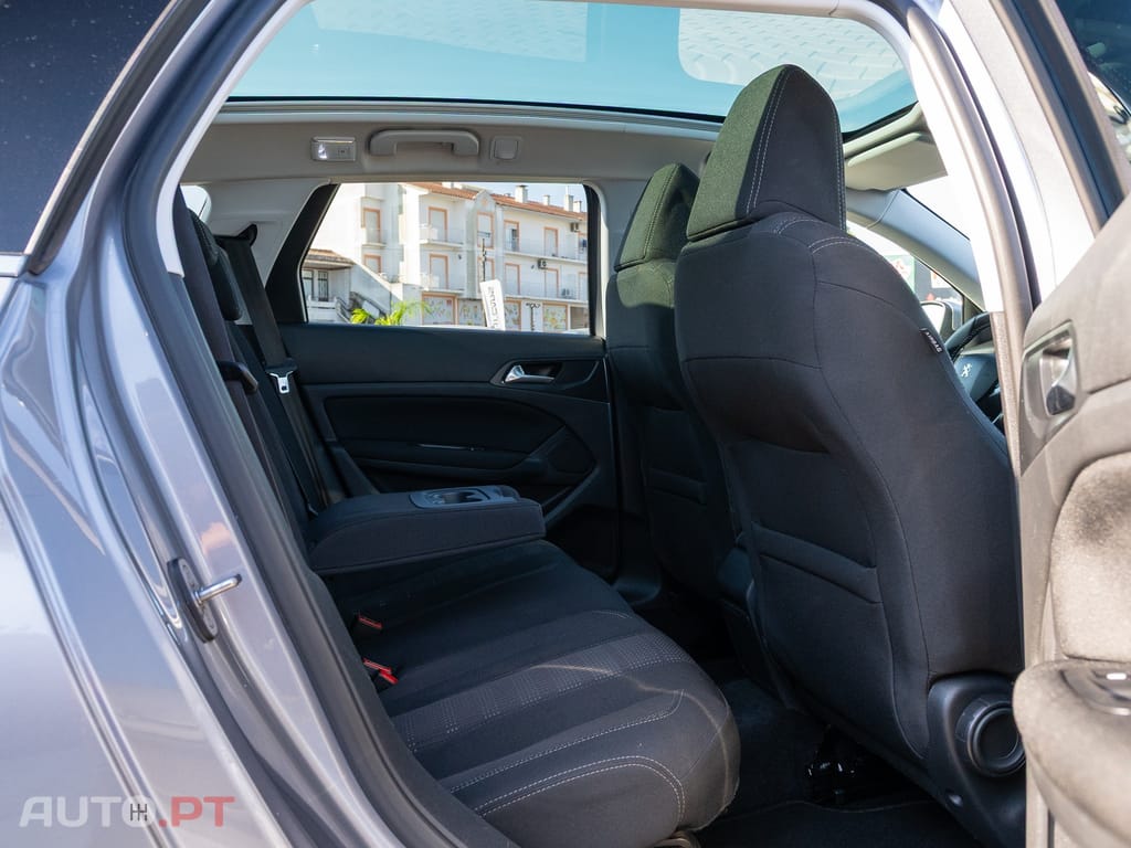 Peugeot 308 SW 1.6 BlueHDi Allure J17