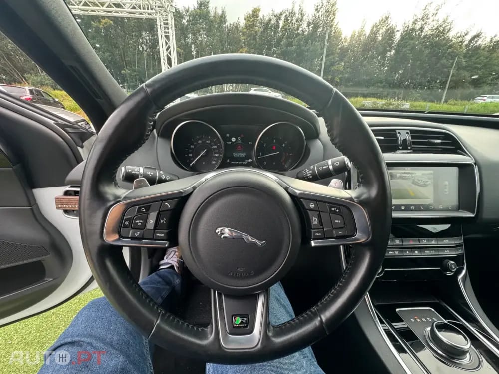 Jaguar XE 20d Aut. R-Sport