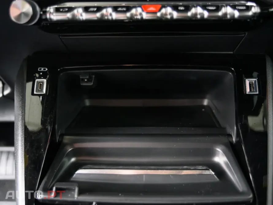 Peugeot 2008 PureTech 130 EAT8 Allure