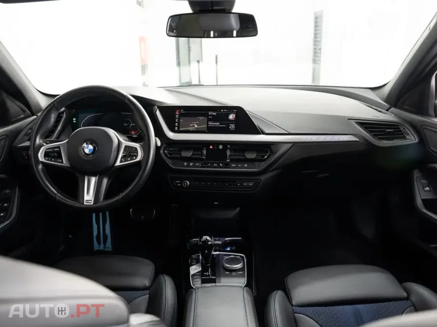 BMW 116 d Pack Desportivo M Auto