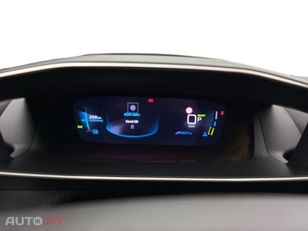 Peugeot E-2008 Allure Pack