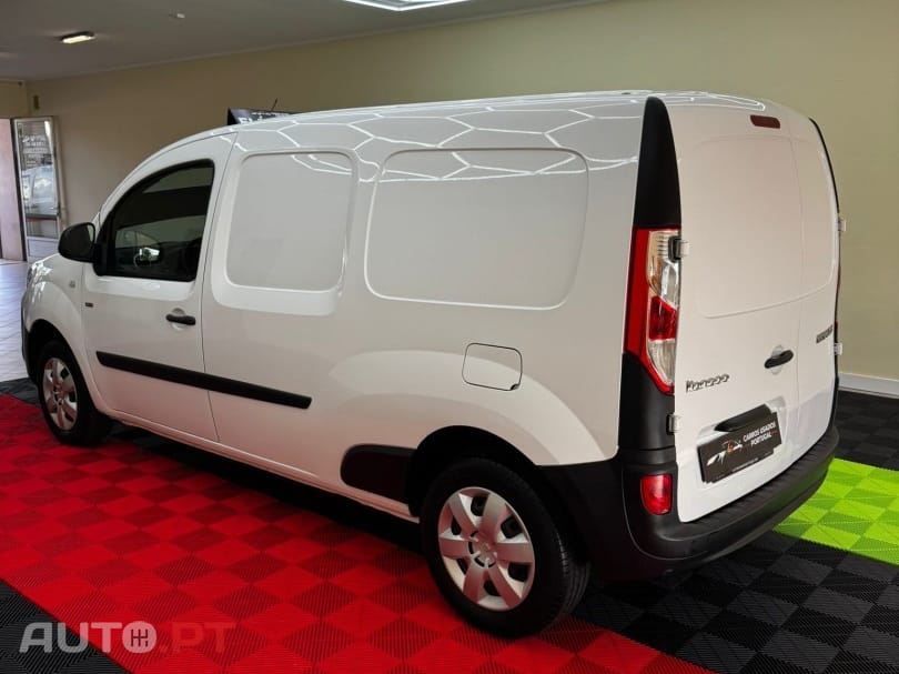 Renault Kangoo Maxi Z.E. 33