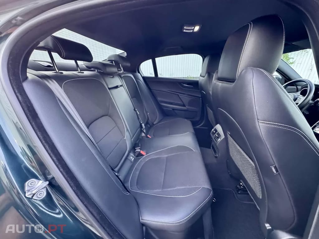 Jaguar XE 2.0 D R-Sport Aut.