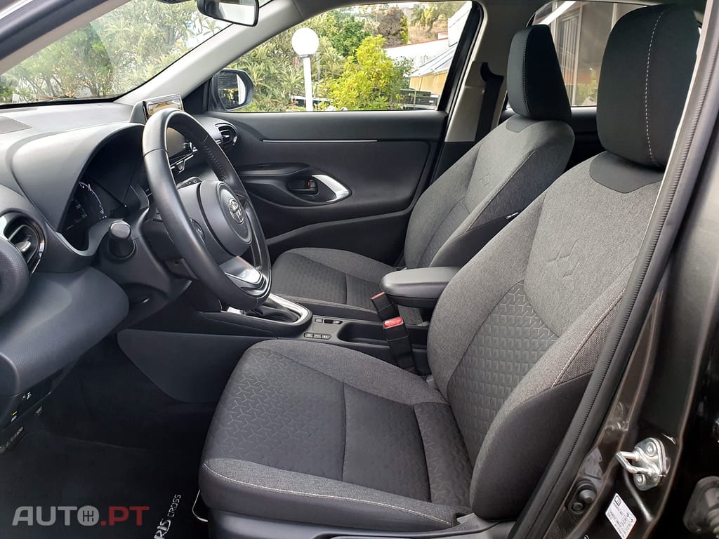 Toyota Yaris Cross 1.5 VVT-i Hybrid Dynamic Force Comfort Plus