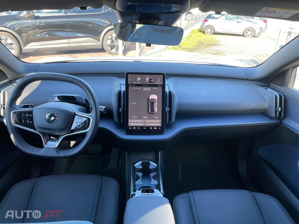 Volvo EX30 69 kWh Single Motor Extended Range Core