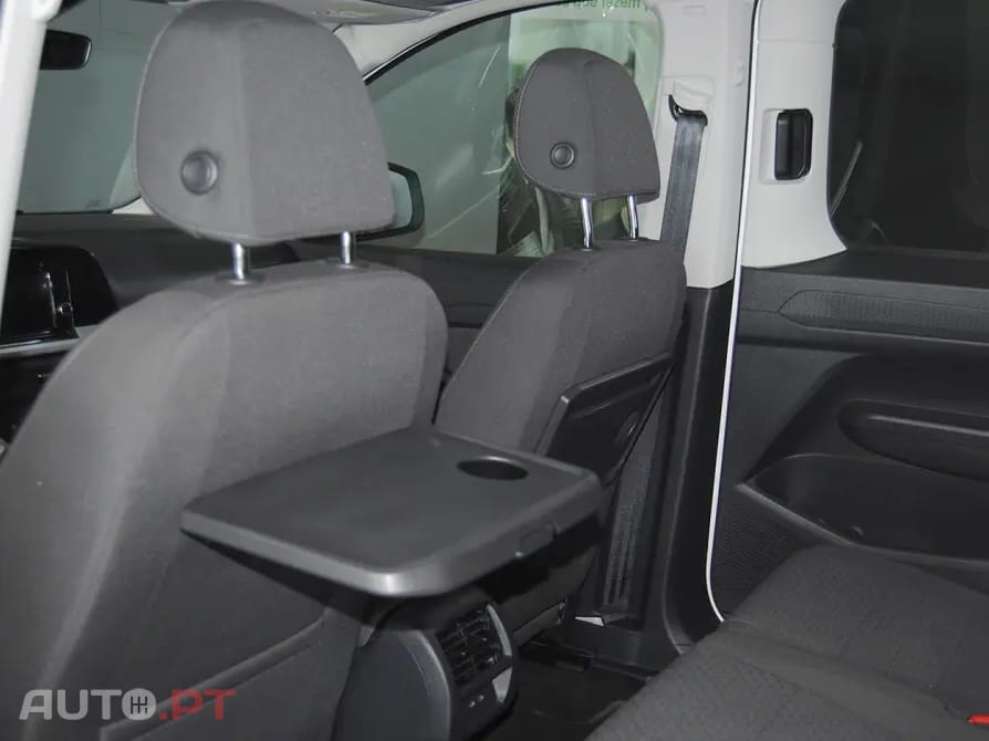 Ford Tourneo 2.0 TDCi Titanium 5 lugares