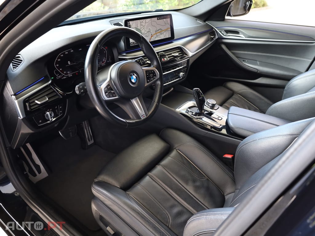 BMW 520 d Pack Desportivo M Auto