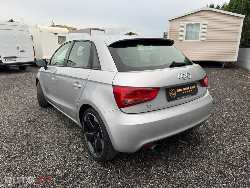 Audi A1 1.6 TDi S-line