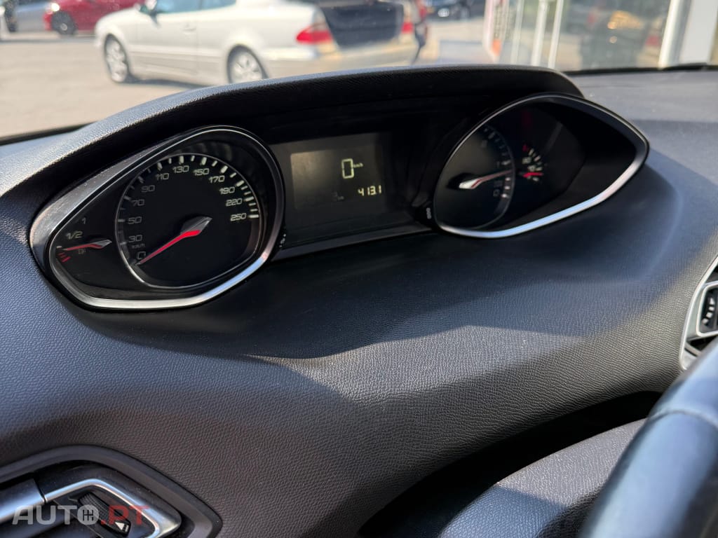 Peugeot 308 SW 1.6 BlueHDi Allure J17