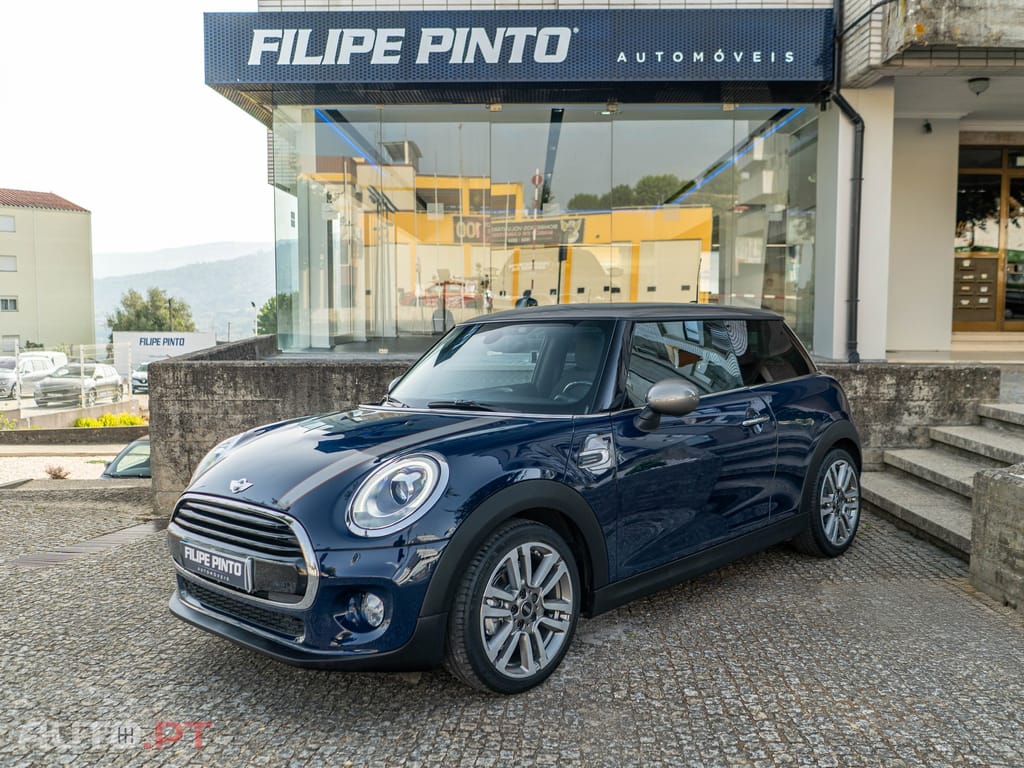 MINI Cooper Cooper D Auto
