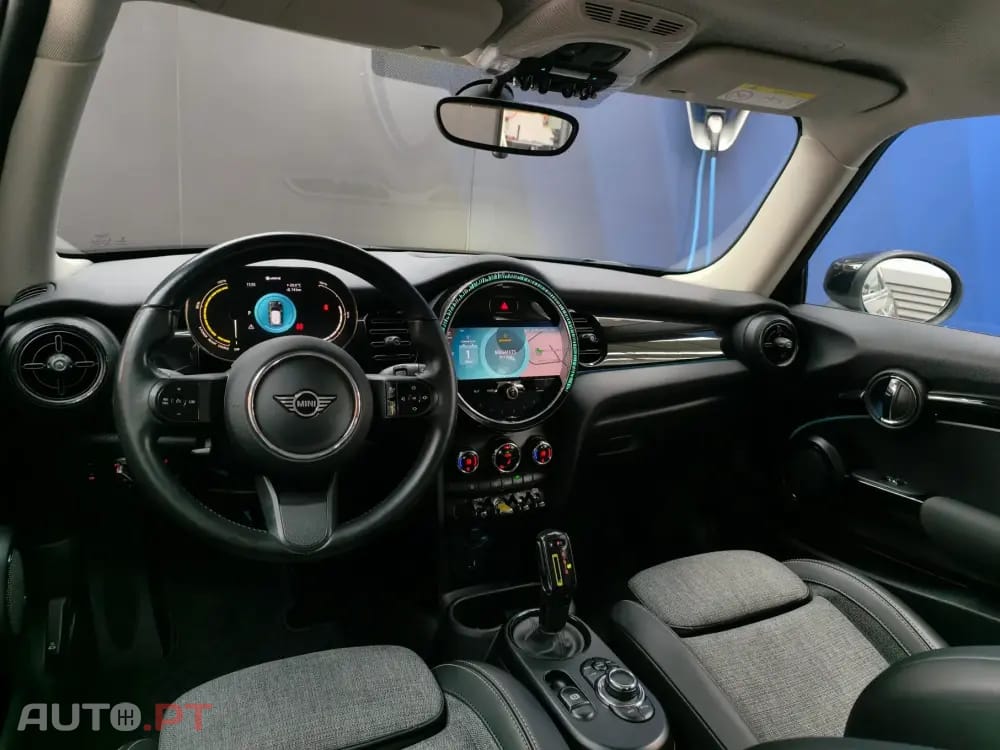 MINI Cooper Cooper SE
