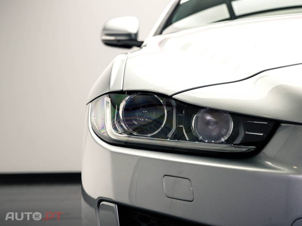 Jaguar XE 2.0 D R-Sport Aut.