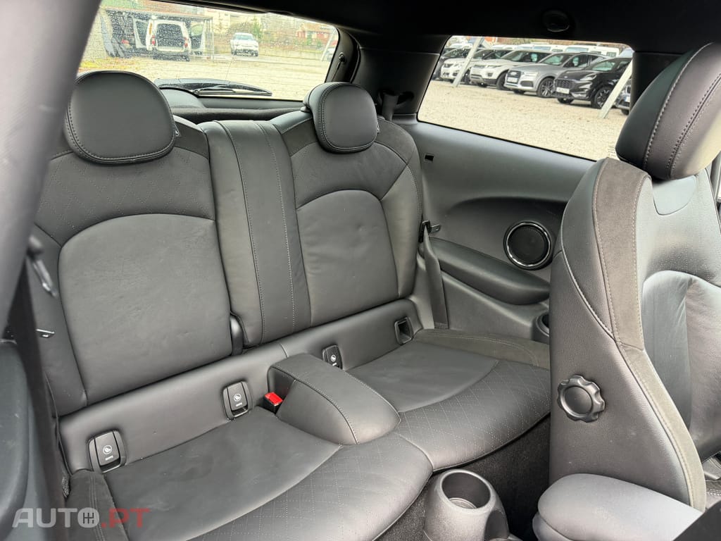 MINI Cooper Cooper D