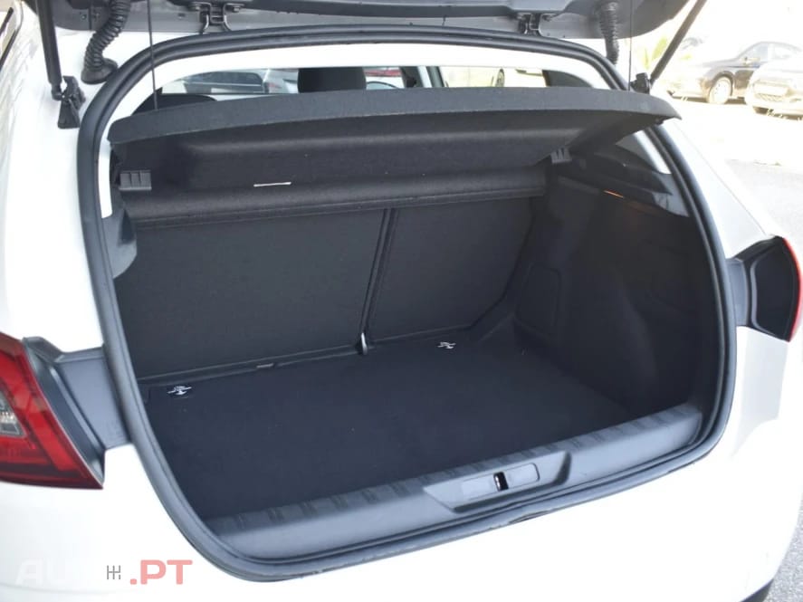 Peugeot 308 1.5 BlueHDi Business Line