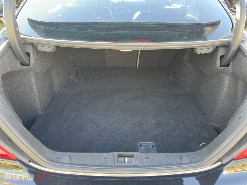 Mercedes-Benz CLK 220 CDi Avantgarde Aut.