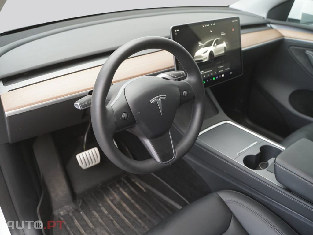 Tesla Model Y I.V.A DEDUTIVEL Performance 