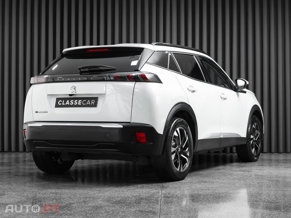 Peugeot E-2008 Allure